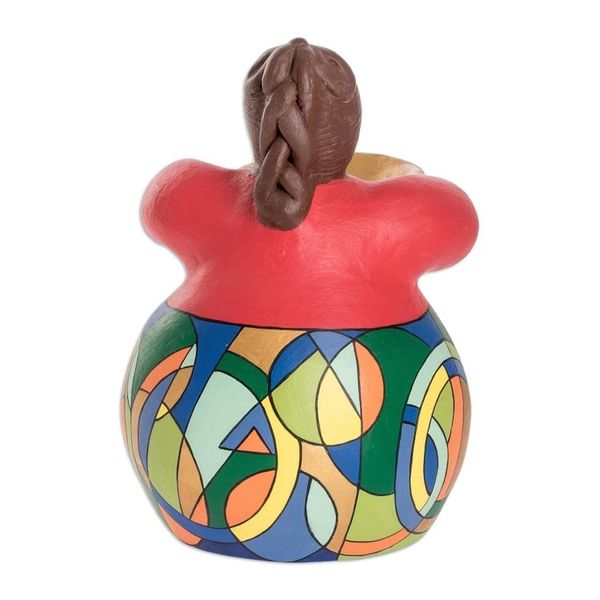Alternate image for Hand-crafted Ceramic Female Sculpture From Nicaragua Cultura