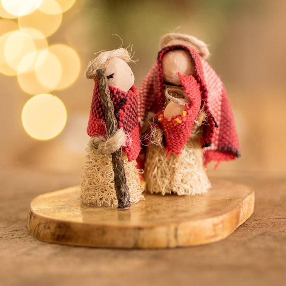 Natural Fiber Nativity Sculpture with Handwoven Cotton 'Lovely Family'