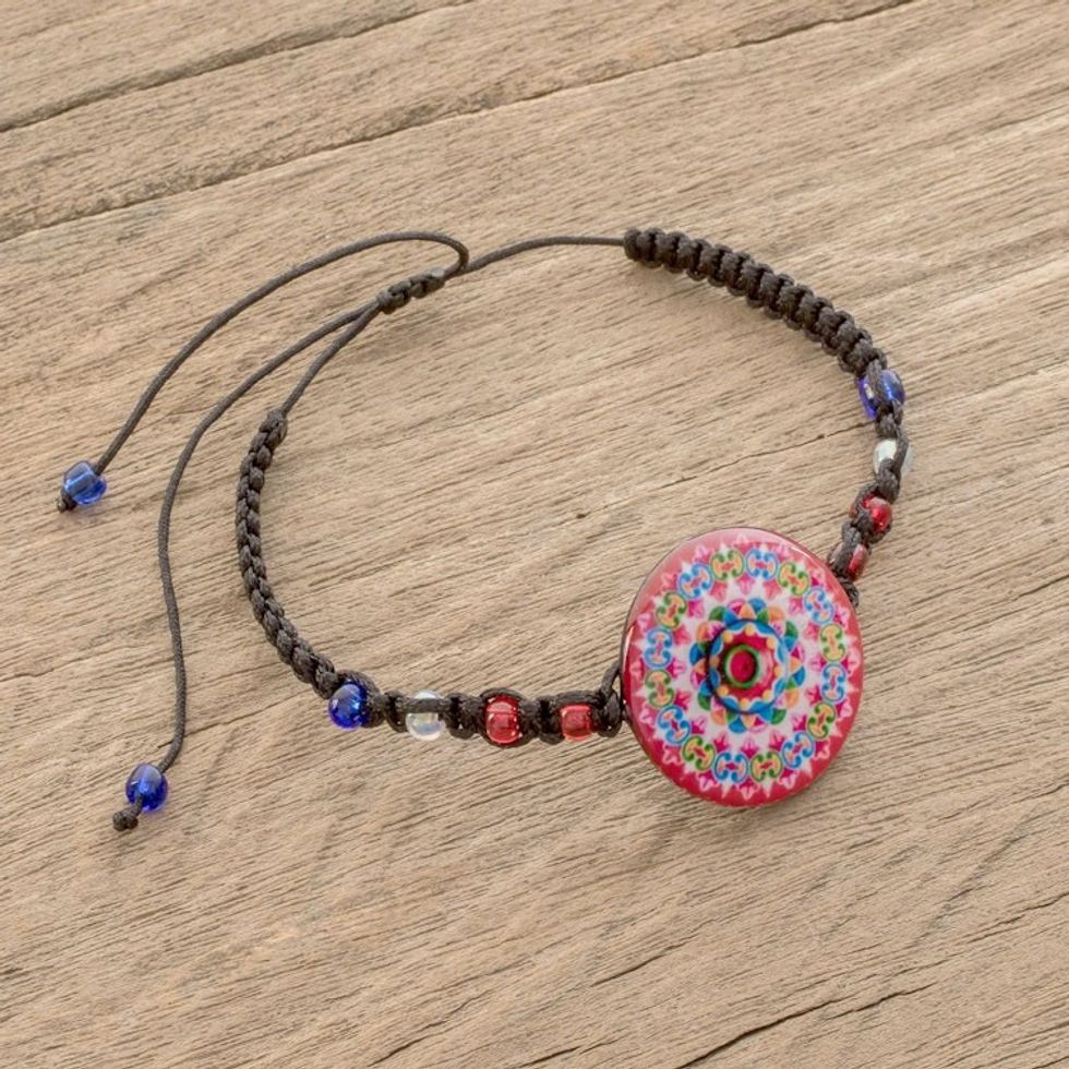 Kaleidoscopic Glass Beaded Macrame Pendant Bracelet 'Mesmerizing Kaleidoscope'