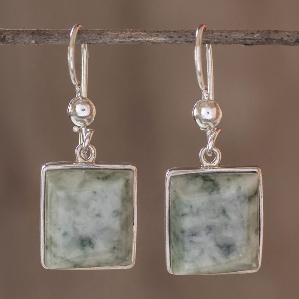Unique Central American Sterling Silver Dangle Jade Earrings 'Maya Treasure'