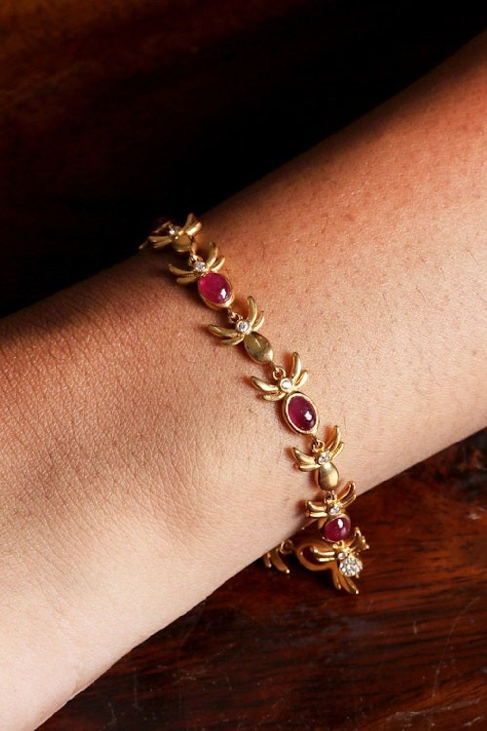 Alternate item image