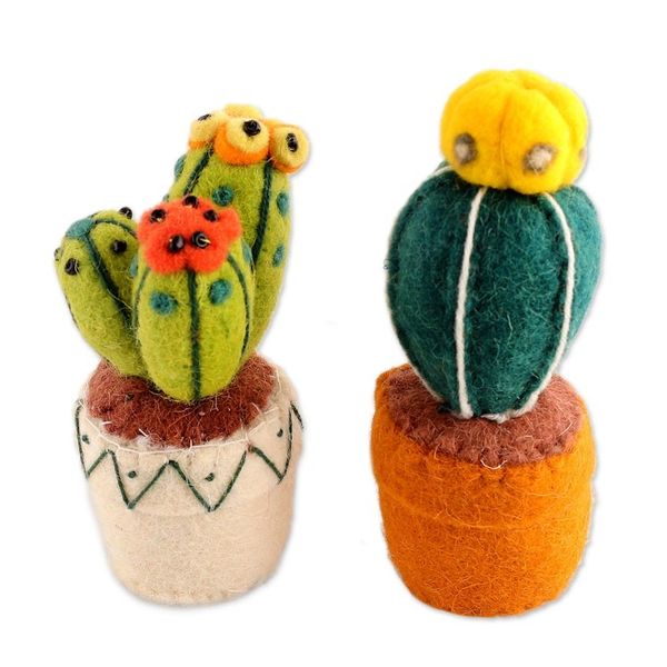 Alternate image for Cotton-Embroidered 2-Piece Wool Felt Cactus Home Accent Set Cactus Cheer
