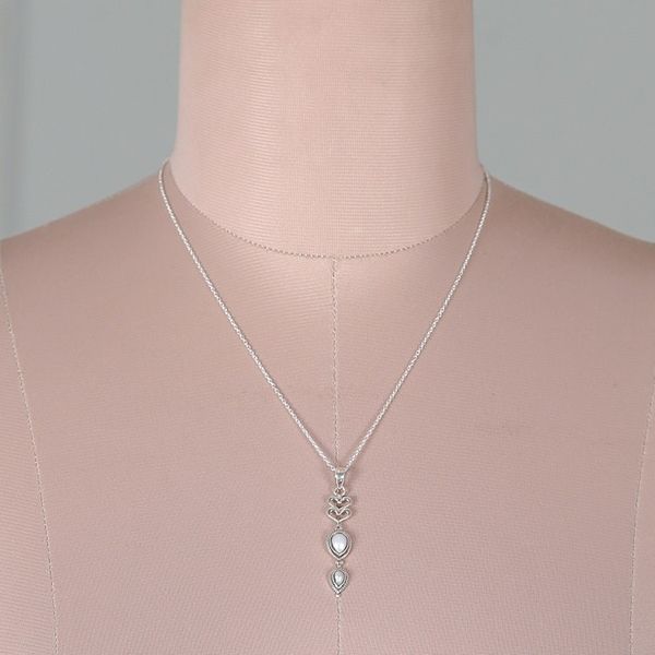 Alternate image for Classic Cream and Grey Cultured Pearl Heart Pendant Necklace Pearly Romance