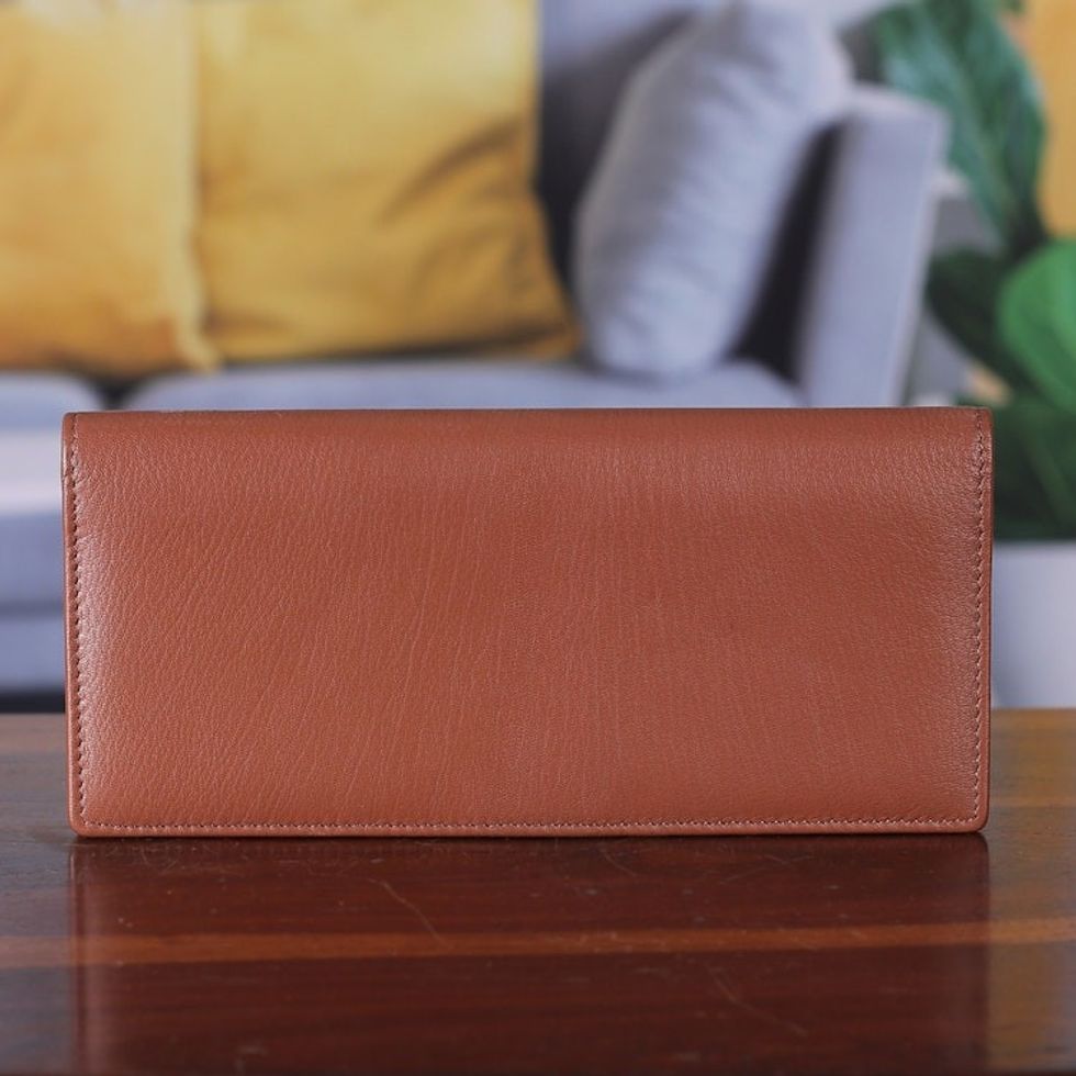 Bifold Leather Wallet with 16 Card Slots in Brown Shade 'Trendy Brown'