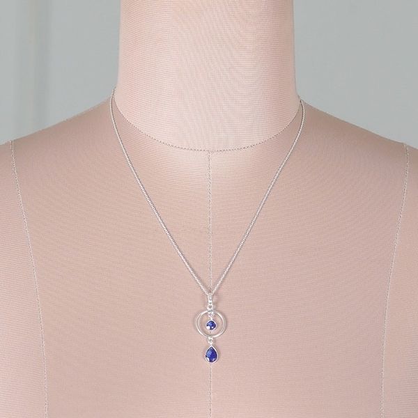 Alternate image for Avant-Garde Faceted 1-Carat Blue Quartz Pendant Necklace Elysian Blue