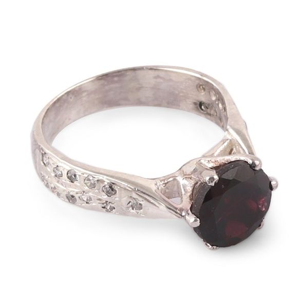 Alternate image for 2-Carat Garnet Solitaire Ring with Cubic Zirconia Jewels Passionate Glint