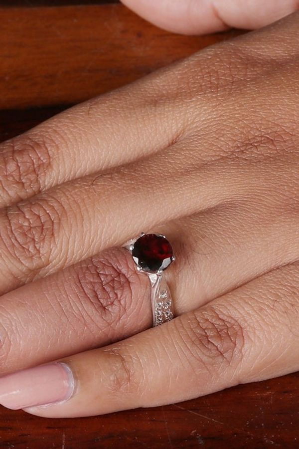 Alternate image for 2-Carat Garnet Solitaire Ring with Cubic Zirconia Jewels Passionate Glint