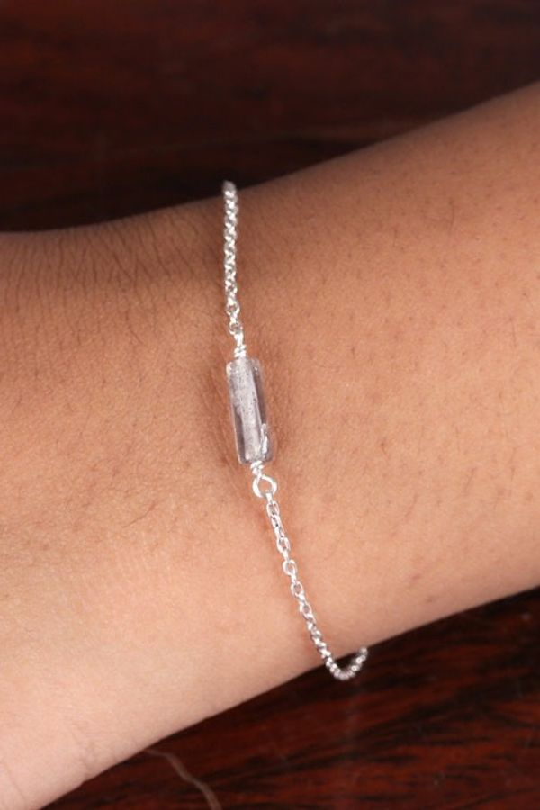Alternate image for Natural Labradorite Pendant Bracelet in a High Polish Finish Trendy Shades