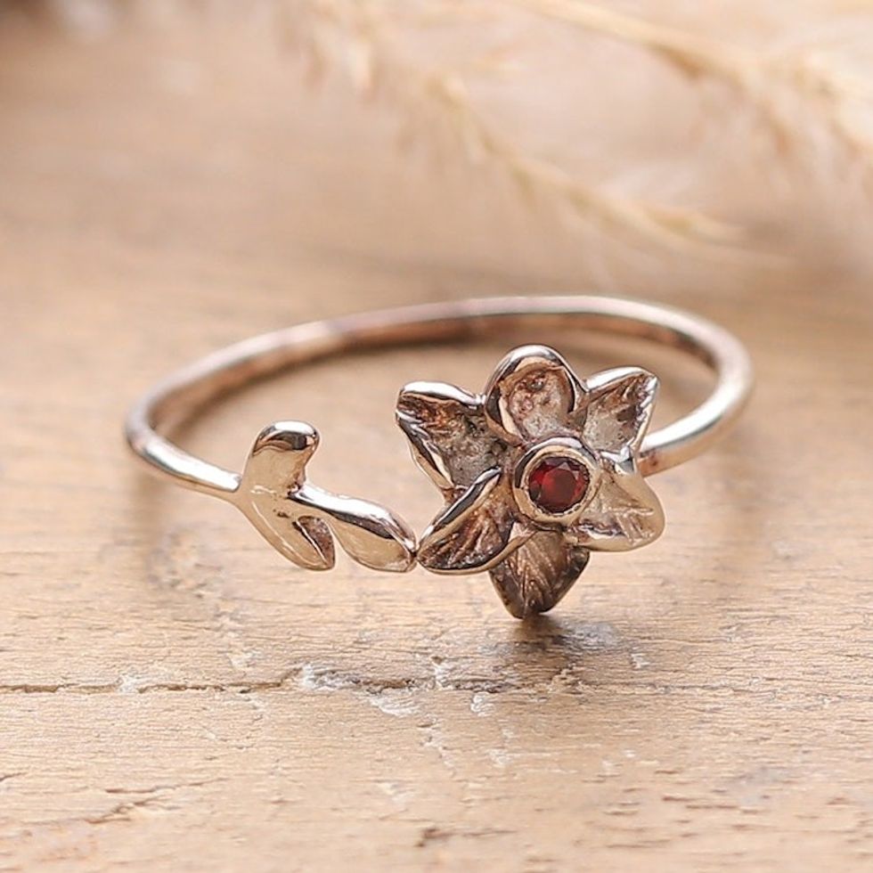 Floral-Themed Sterling Silver Band Ring with Garnet Gemstone 'Blossoming Scarlet'
