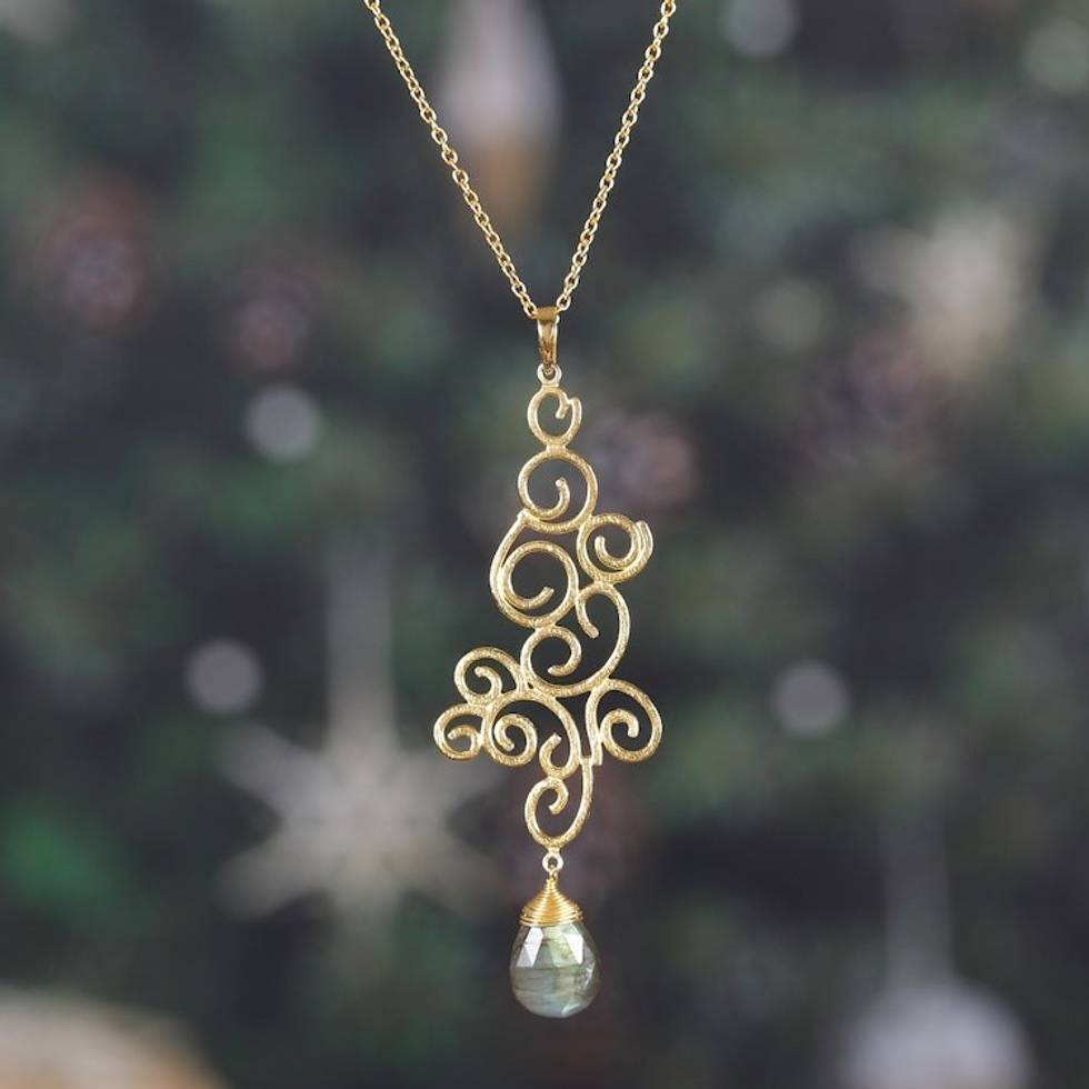 Vine-Themed 18k Gold-Plated Labradorite Pendant Necklace 'Arcadian Vines'