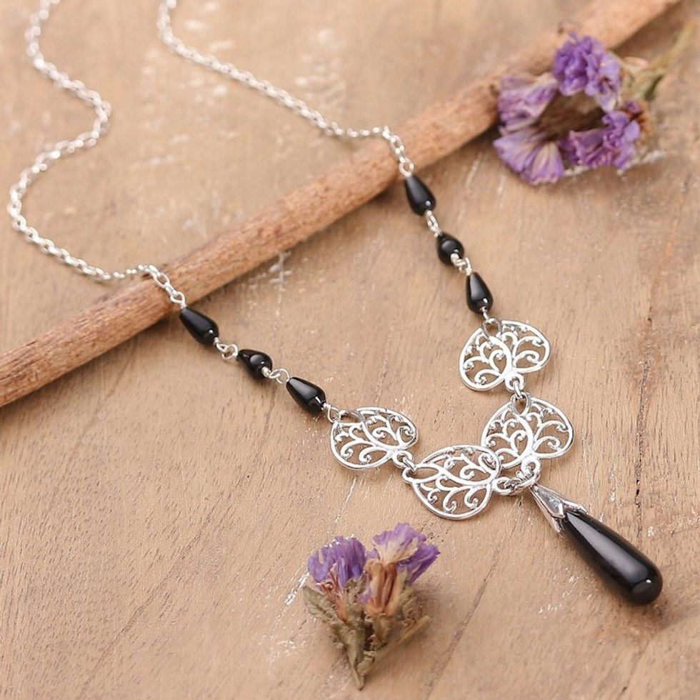 Leaf-Themed Black Onyx and Sterling Silver Pendant Necklace 'Nocturnal Style'