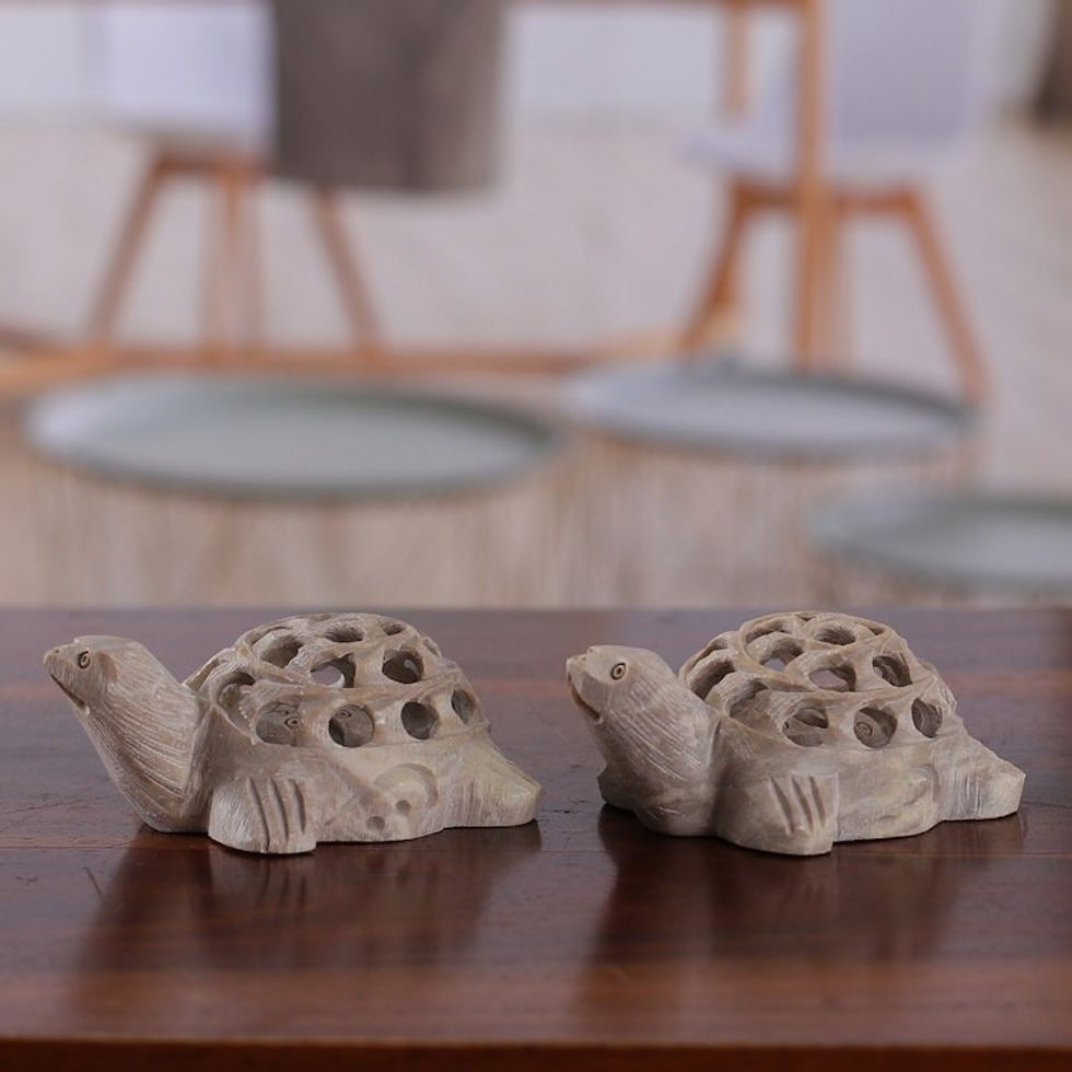 Fair Trade Jali Hand-Carved Turtle Soapstone Figurine Pair 'Turtle Tales'
