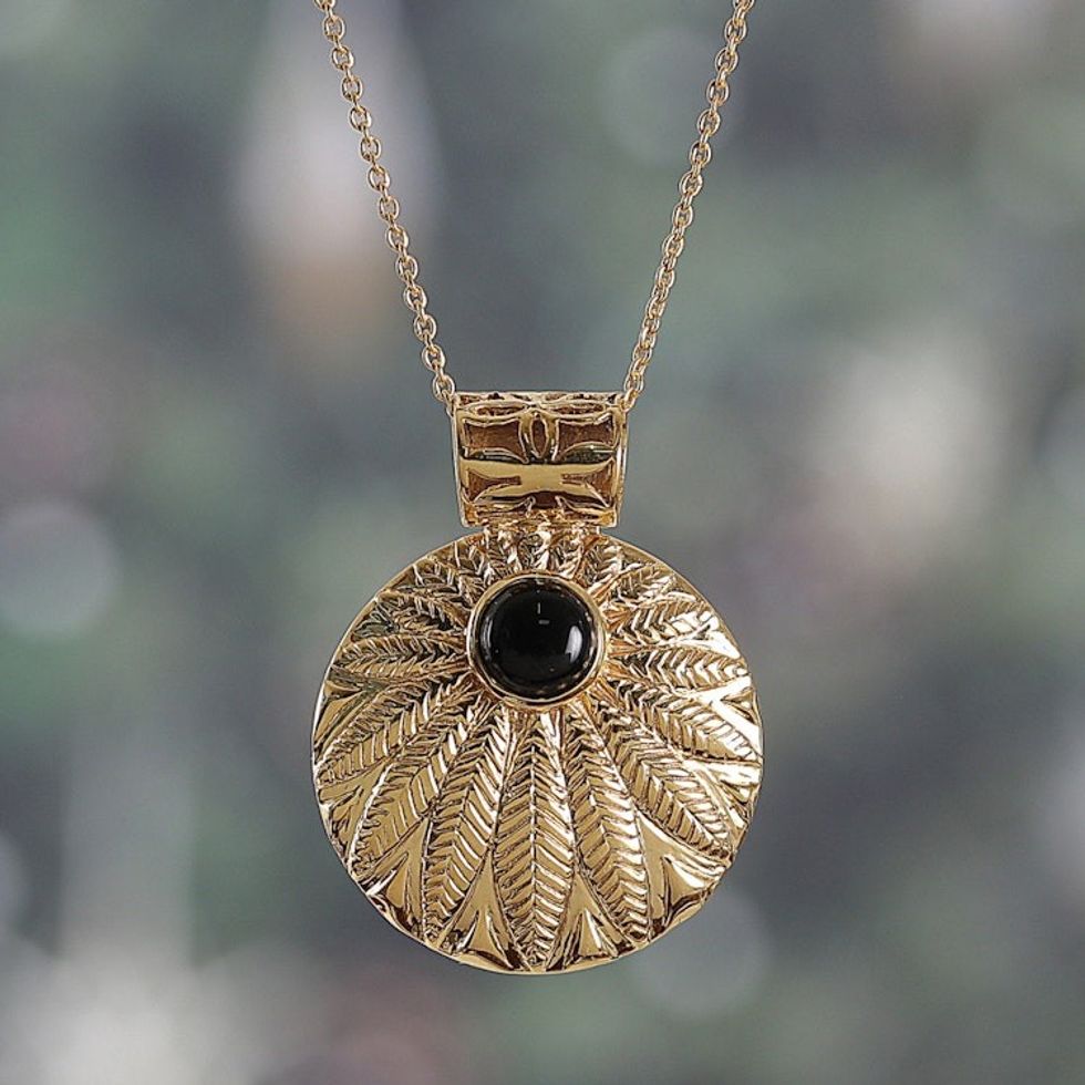 High-Polished Leafy Brass and Black Onyx Pendant Necklace 'Night Verdure'