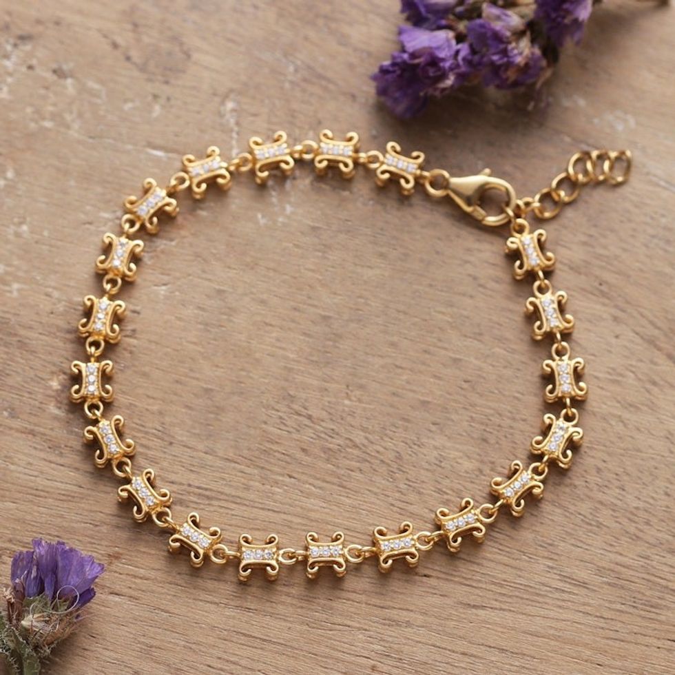 Polished Classic Gold-Plated Cubic Zirconia Link Bracelet 'Divine Treasures'
