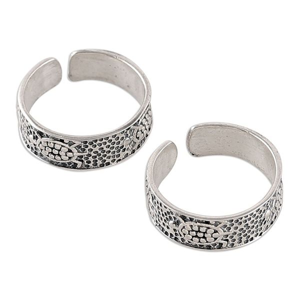 Alternate image for Pair of Turtle-Themed Polished and Oxidized Toe Rings Turtle Saga