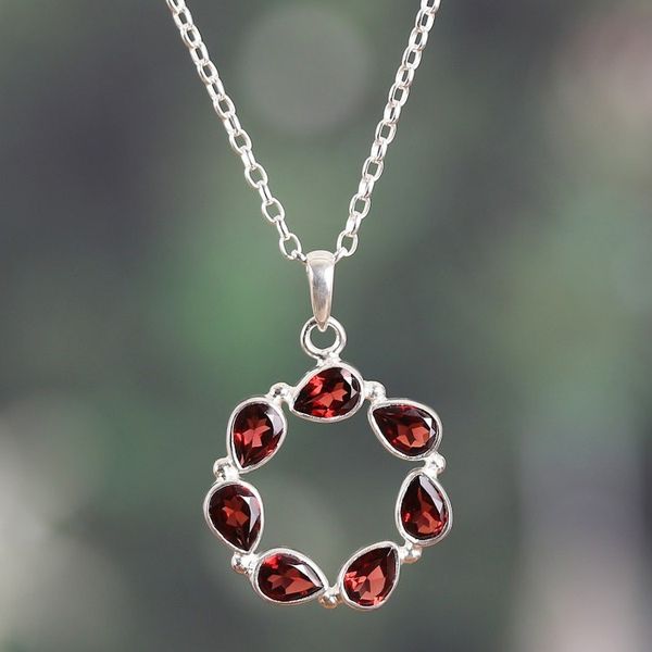 Alternate image for Five-Carat Natural Garnet Vortex-Shaped Pendant Necklace Romance Within