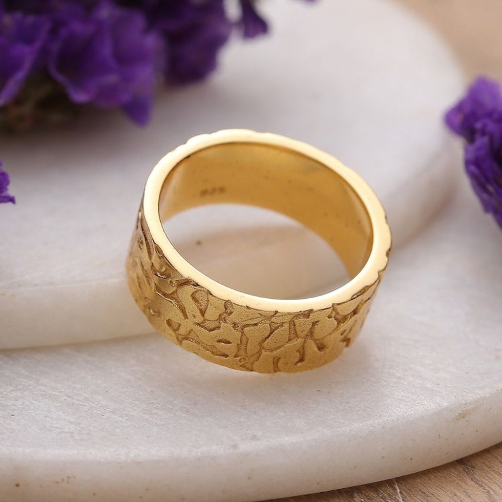 Polished 18k Gold-Plated Band Ring with Abstract Pattern 'Signatures of Victory'