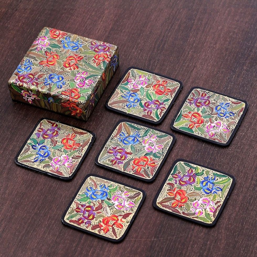 Set of 6 Floral Brown Wood and Papier Mache Coasters 'Blooming Manor'