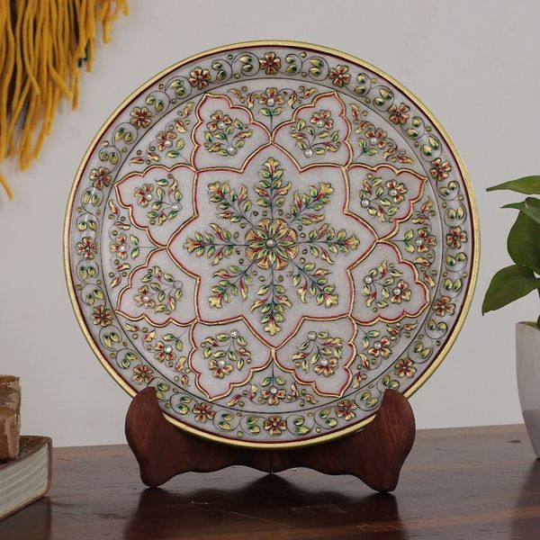 Alternate image for Star-Patterned Floral and Leafy Marble Decorative Plate Starry Nature
