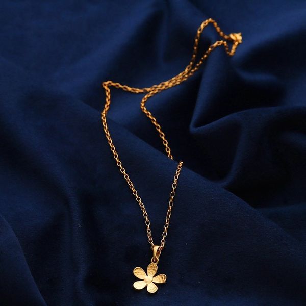 Alternate image for High-Polished 22k Gold-Plated Necklace with Floral Pendant Triumphal Petals