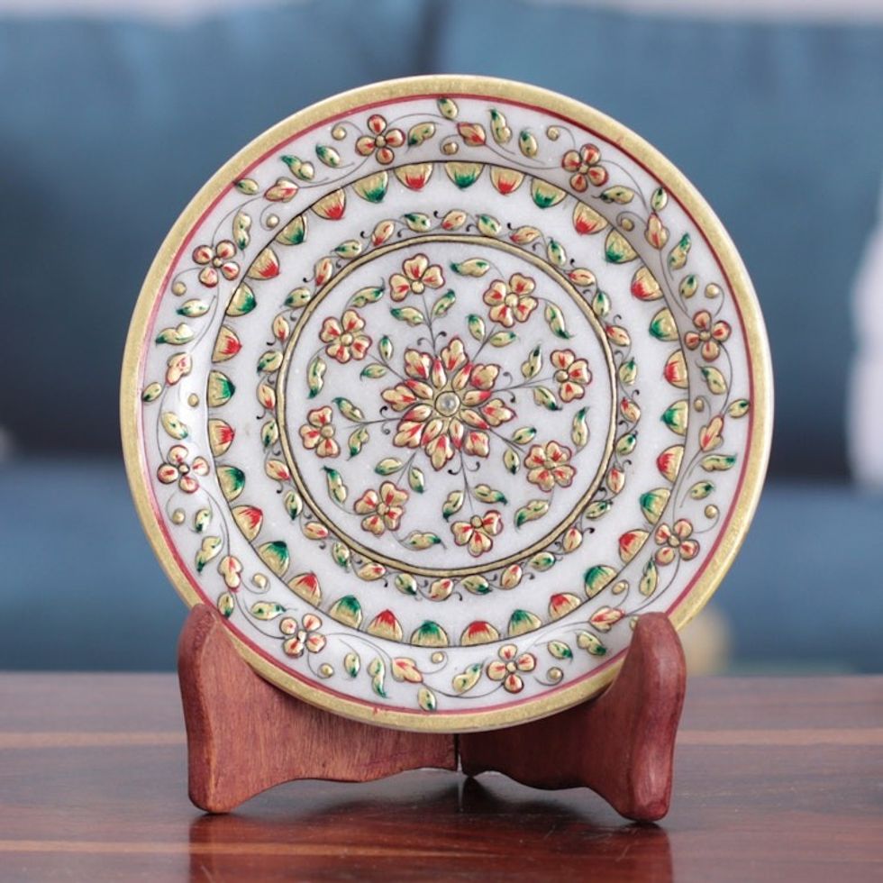 Floral Handcrafted Red and Green Marble Decorative Plate 'Fantasy in Spring'
