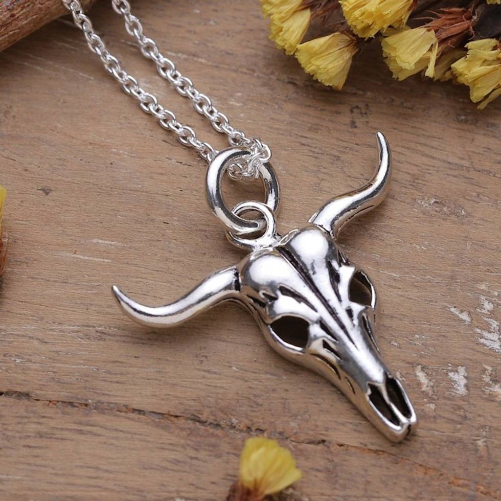 Polished Sterling Silver Necklace with Bull-Shaped Pendant 'Bull Spirit'