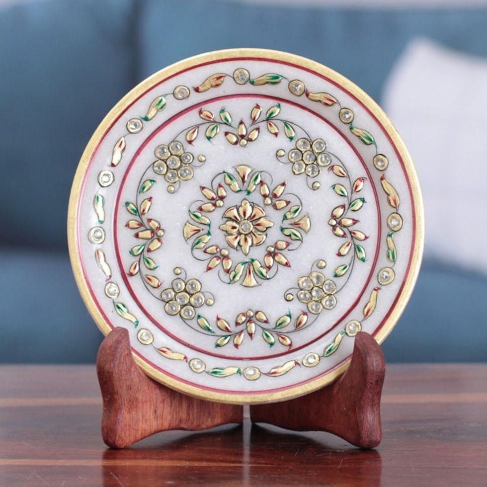 Handcrafted Floral Marble Decorative Plate With Stand 'Regal Blast'