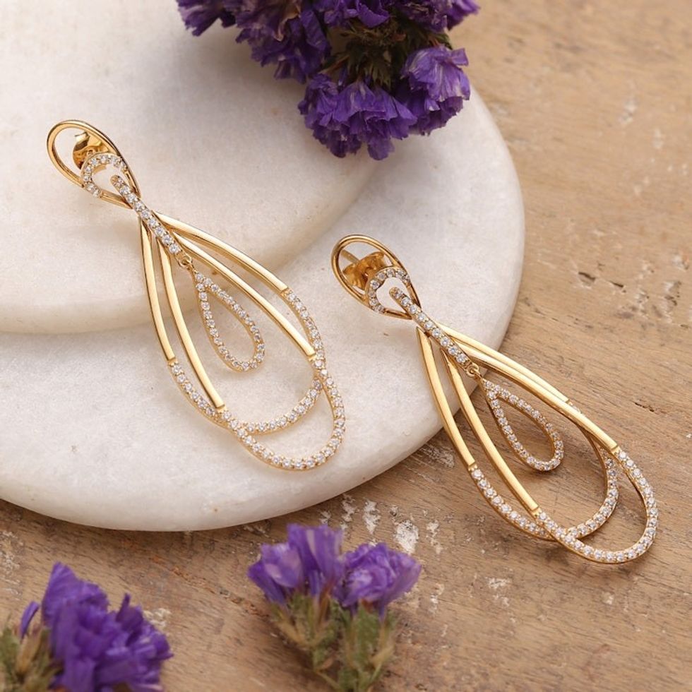 High-Polished 22k Gold-Plated Drop-Shaped Dangle Earrings 'Sparkling Deity'