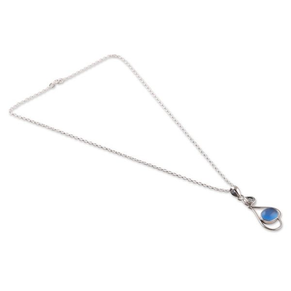 Alternate image for Polished Chalcedony and Blue Topaz Pendant Necklace Harmonious Blue