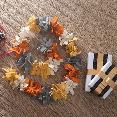 Alternate image for Handcrafted Warm-Toned Wool Felt Garland with Cotton Loops Autumn Celebrations