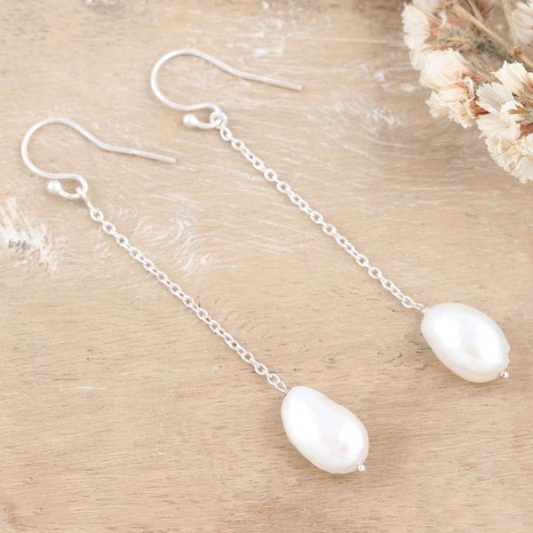 Alternate image for Sterling Silver Dangle Earrings with Cream Cultured Pearls Pearly Fortune