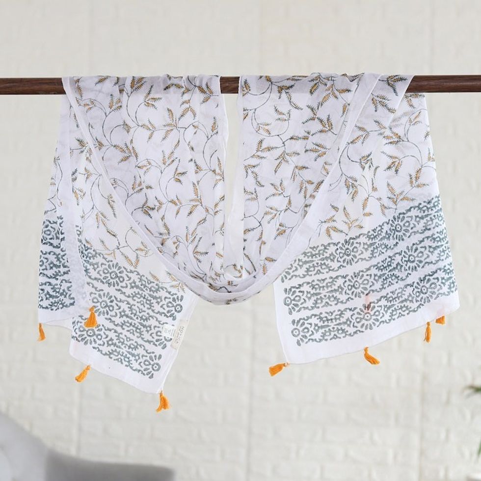 Block-Printed Cotton Shawl with Leafy and Floral Pattern 'Safron Vines'