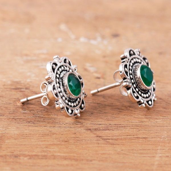 Alternate image for Green Onyx 925 Silver Button Earrings with Floral Motif Classic Green Blossom