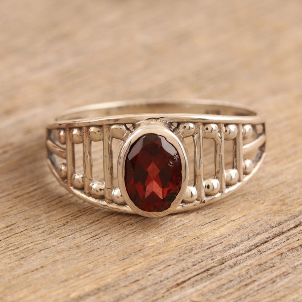 Sterling Silver Single Stone With One-Carat Garnet Stone 'Vibrant Dazzle'