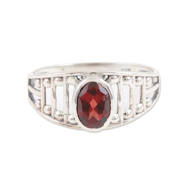 Alternate image for Sterling Silver Single Stone With One-Carat Garnet Stone Vibrant Dazzle