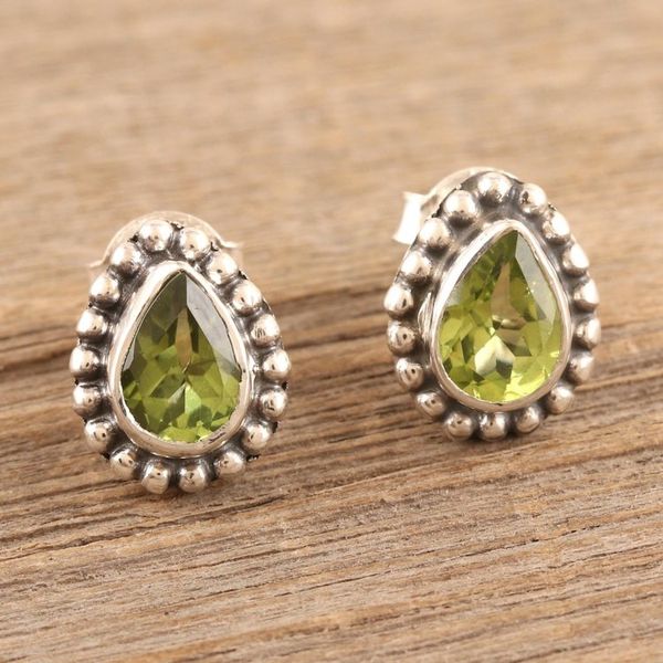 Alternate image for Sterling Silver Stud Earrings with Pear-Shaped Peridot Gems Dazzling Fortune