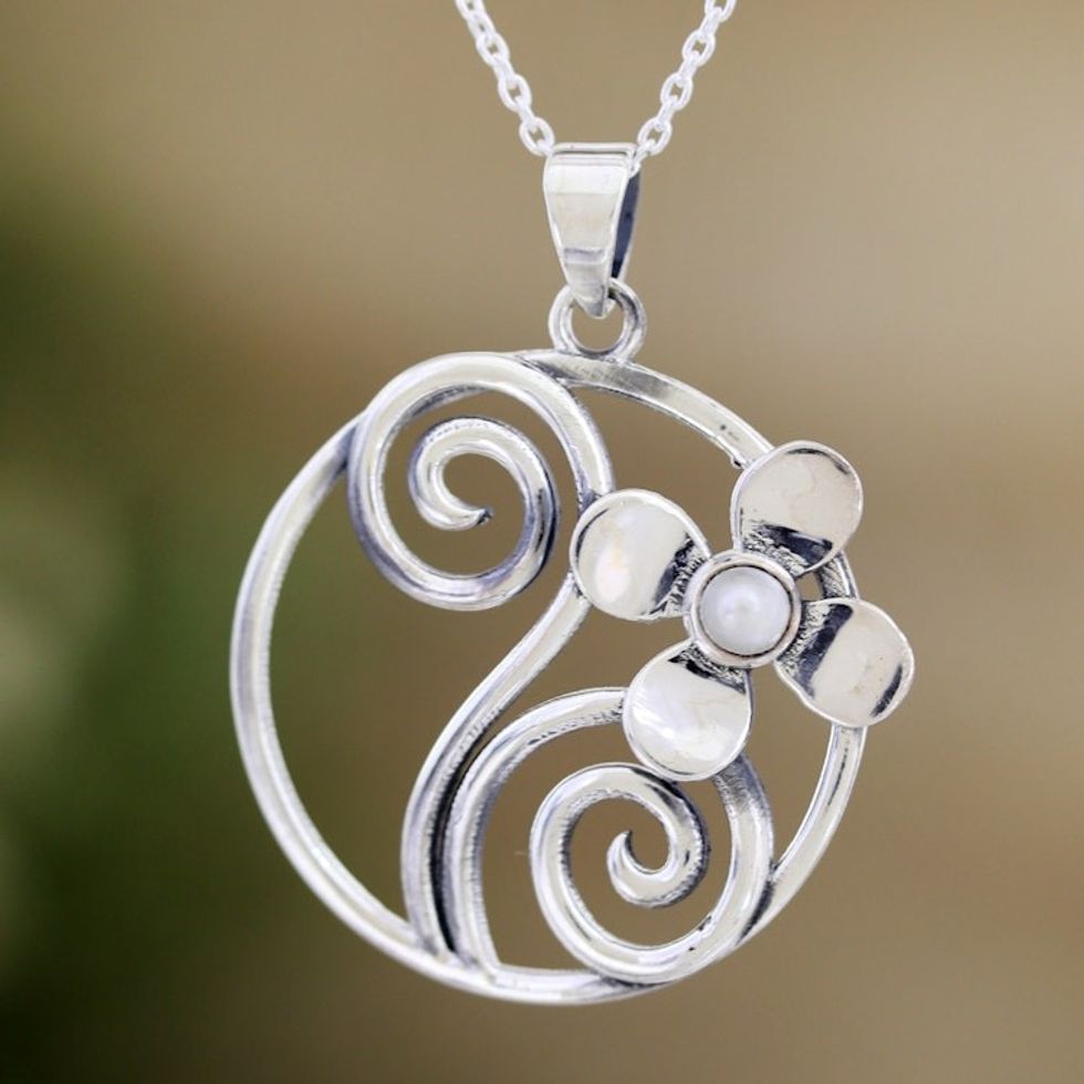 Floral Sterling Silver Pendant Necklace with Cultured Pearl 'Floral Style'
