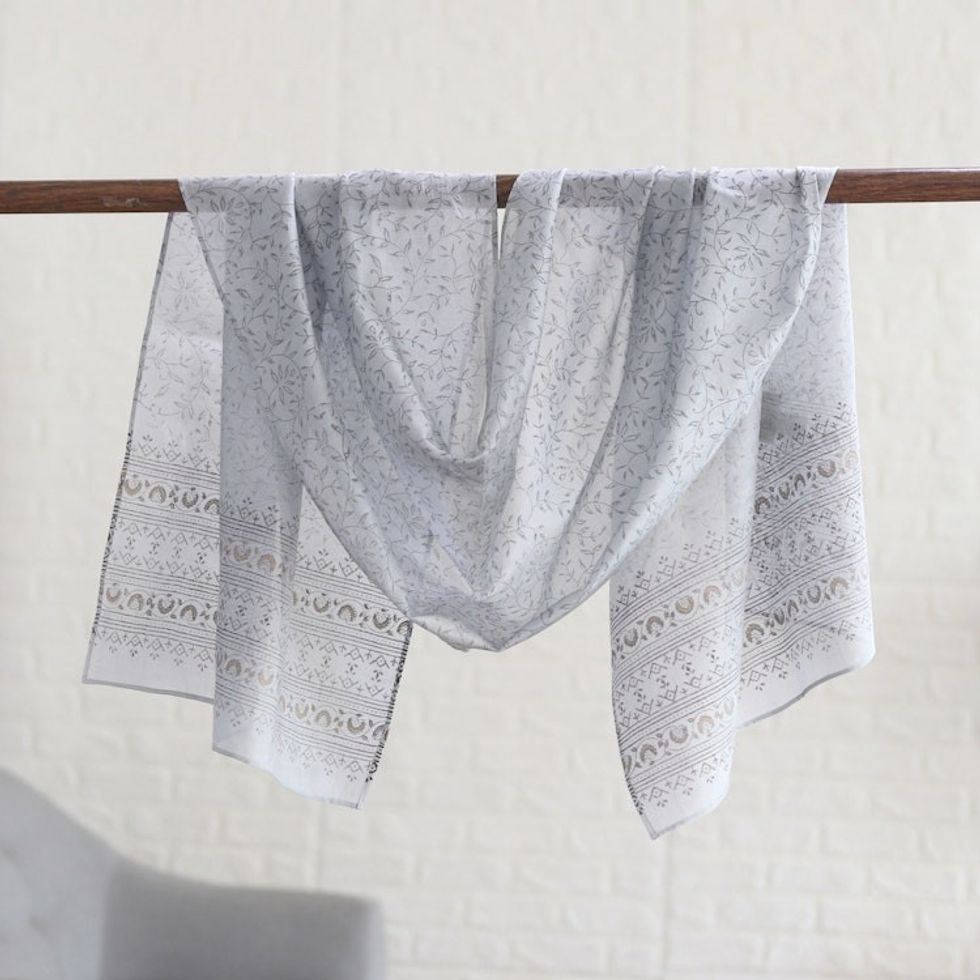 Handloomed Cotton Blend Ash Shawl with Printed Leafy Details 'Ash Elegance'