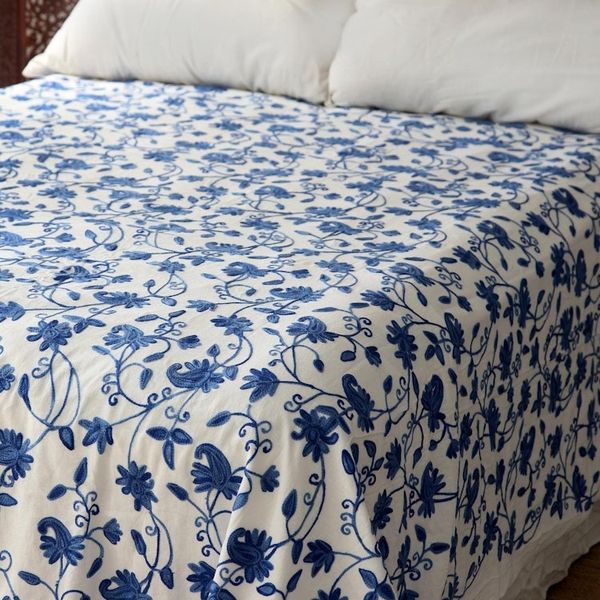 Alternate image for Chain-Stitched Cotton Floral-Motif Duvet FullQueen Valley of Blue Blossoms
