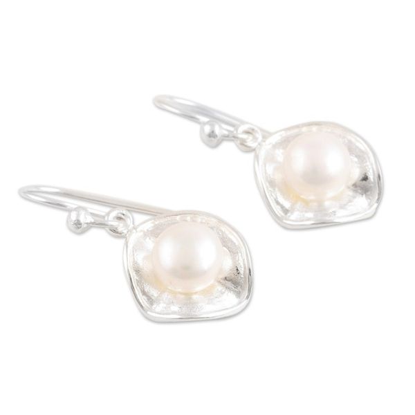 Alternate image for Handmade Cultured Pearl Dangle Earrings from India Paradise at Sea