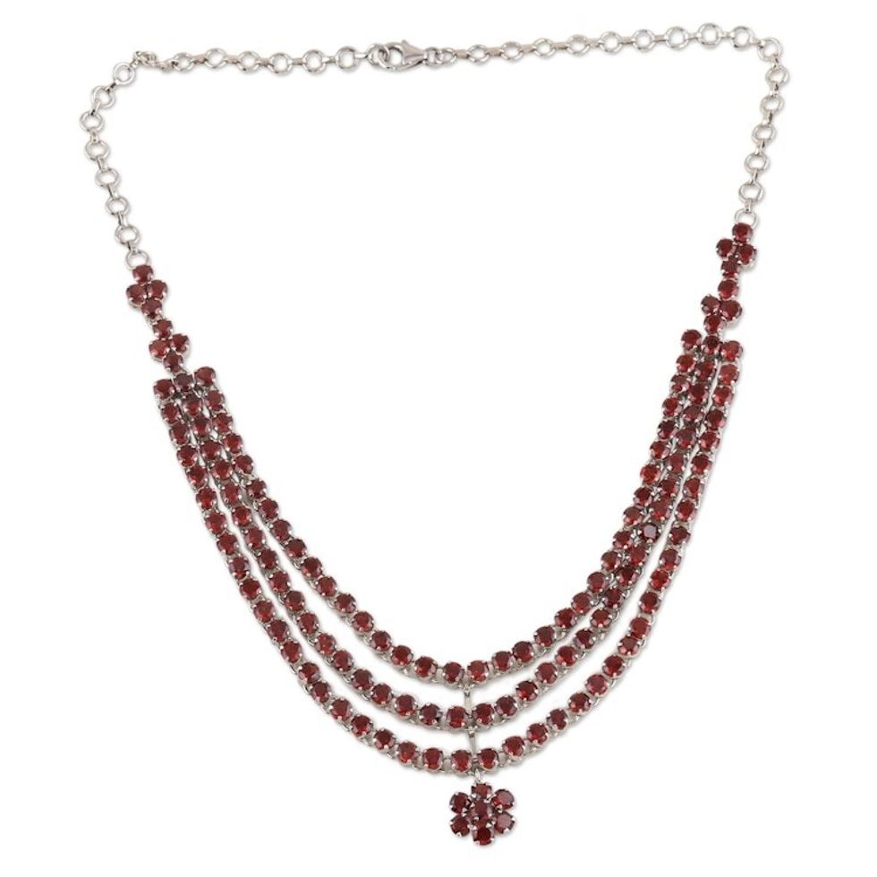 Handmade Rhodium-Plated Garnet Pendant Necklace 'Red Queen'