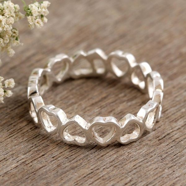 Alternate image for Sterling Silver Heart-Motif Band Ring Garland of Hearts