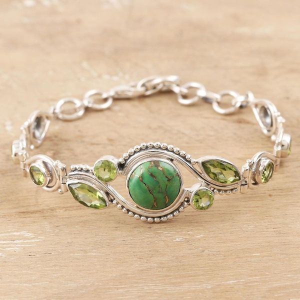 Alternate image for Sterling Silver and Peridot Pendant Bracelet Earth Glow in Green