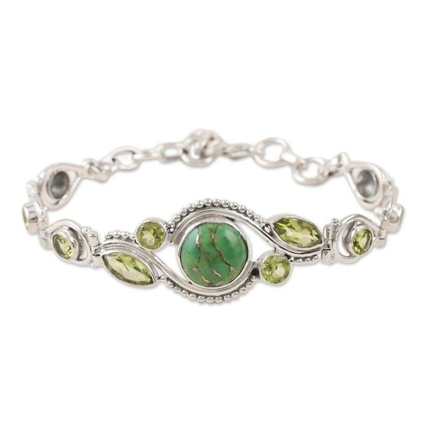 Alternate image for Sterling Silver and Peridot Pendant Bracelet Earth Glow in Green