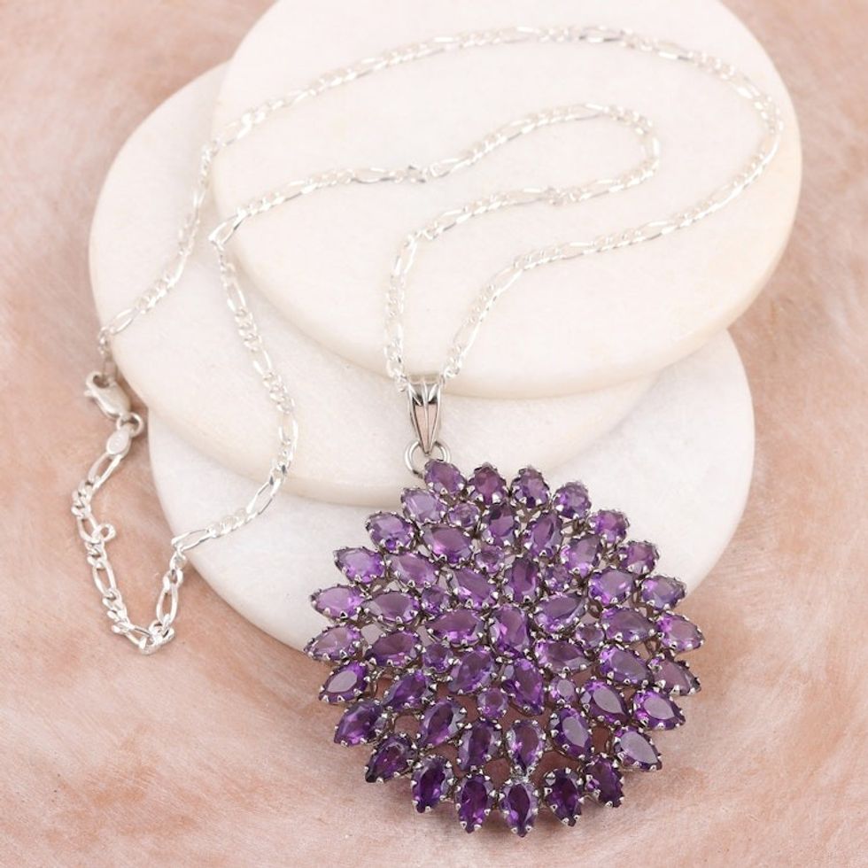 Rhodium-plated Pendant Necklace with Amethyst Stones 'Glamour Eyes'