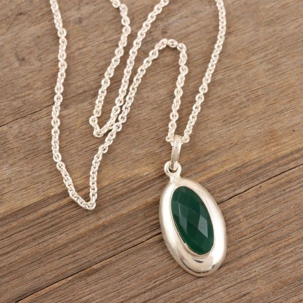 Alternate image for Indian Green Onyx and Sterling Silver Pendant Necklace Liquid Mirror in Green