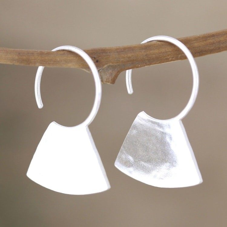 Main item image