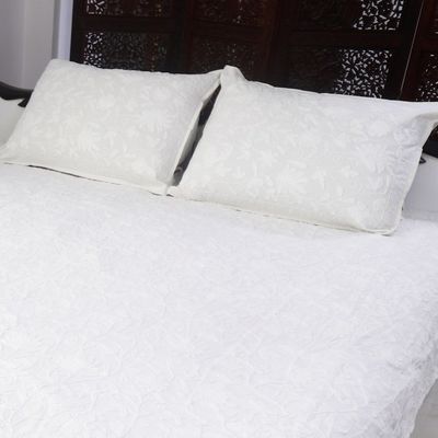 Alternate image for 3-piece Set Embroidery Cotton Queen Duvet Cover Pillow Shams Kashmir White