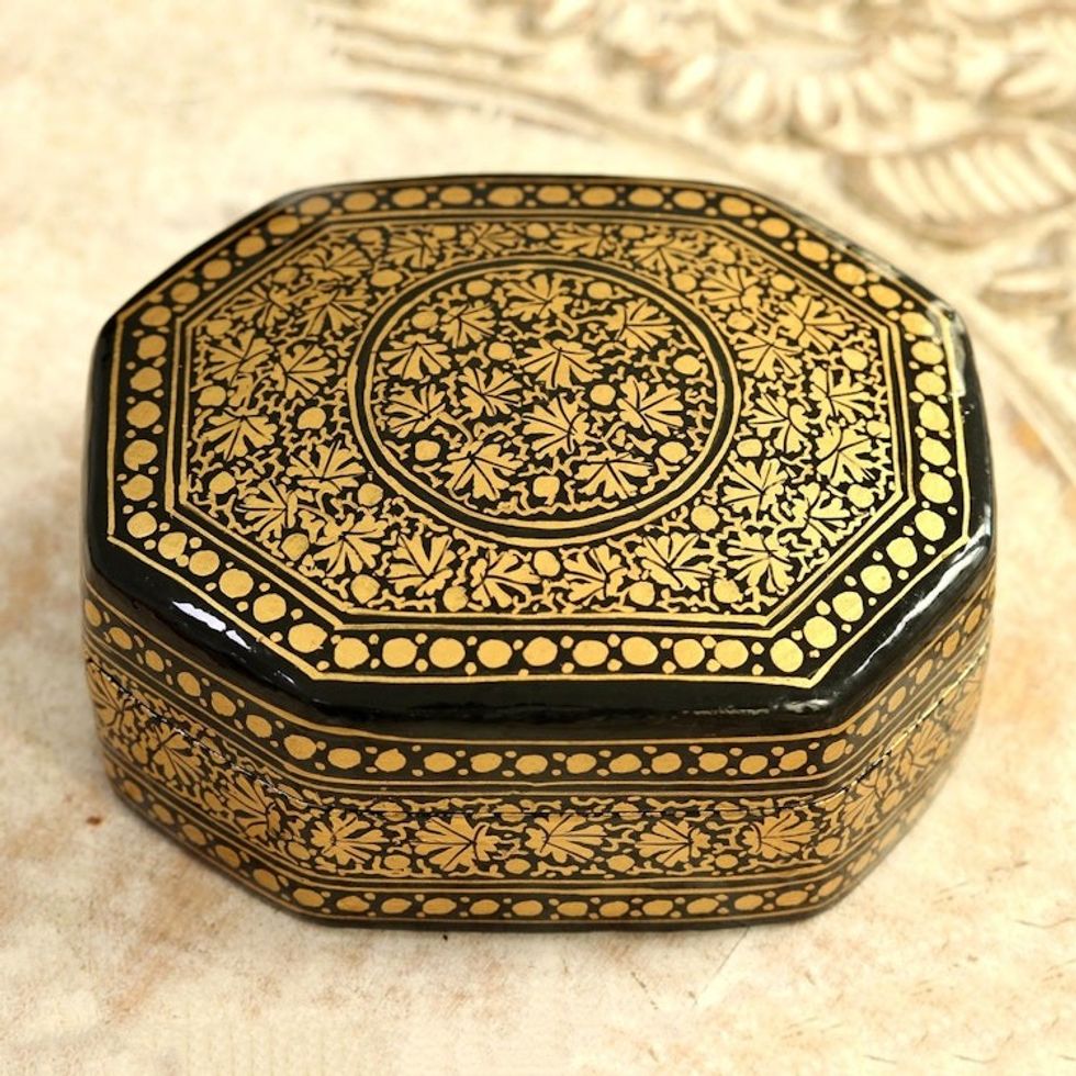 Artisan Crafted Papier Mache Decorative Box 'Kashmir Black'