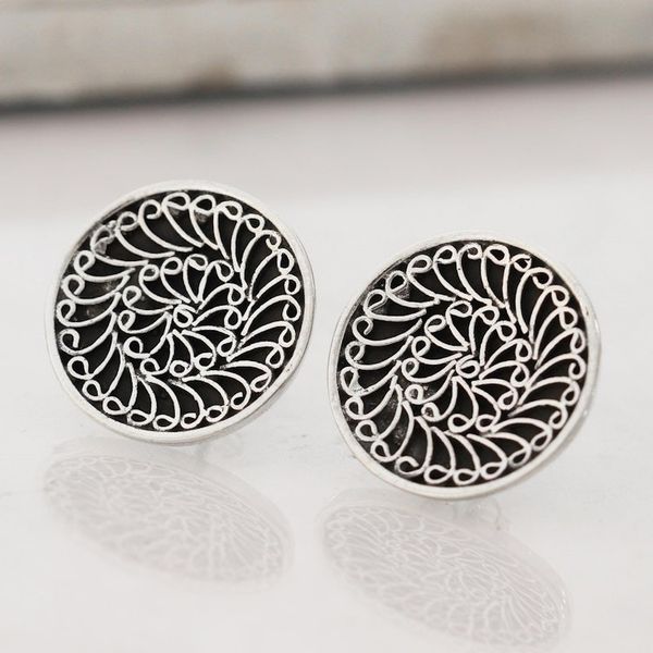 Alternate image for Swirl Pattern Sterling Silver Button Earrings from India Beatific Swirls